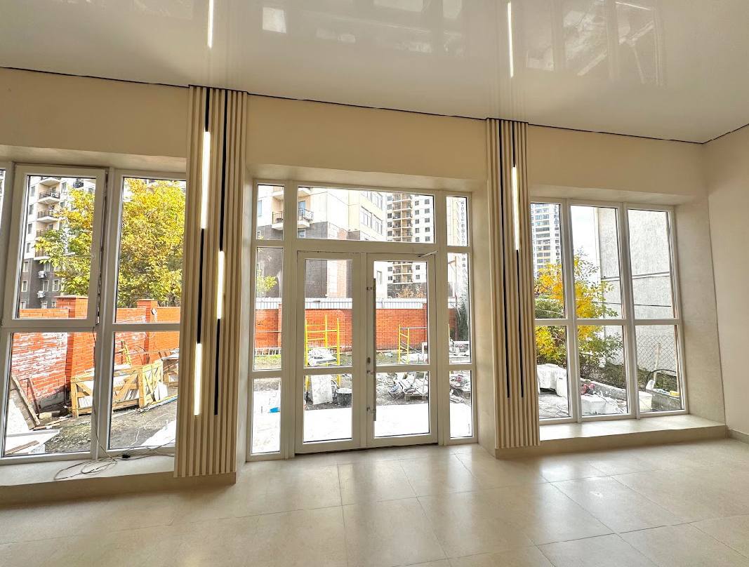 Продажа оздоровительного комплекса 690 м²