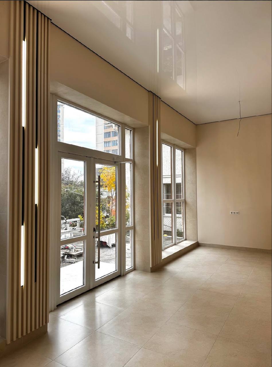 Продажа оздоровительного комплекса 690 м²