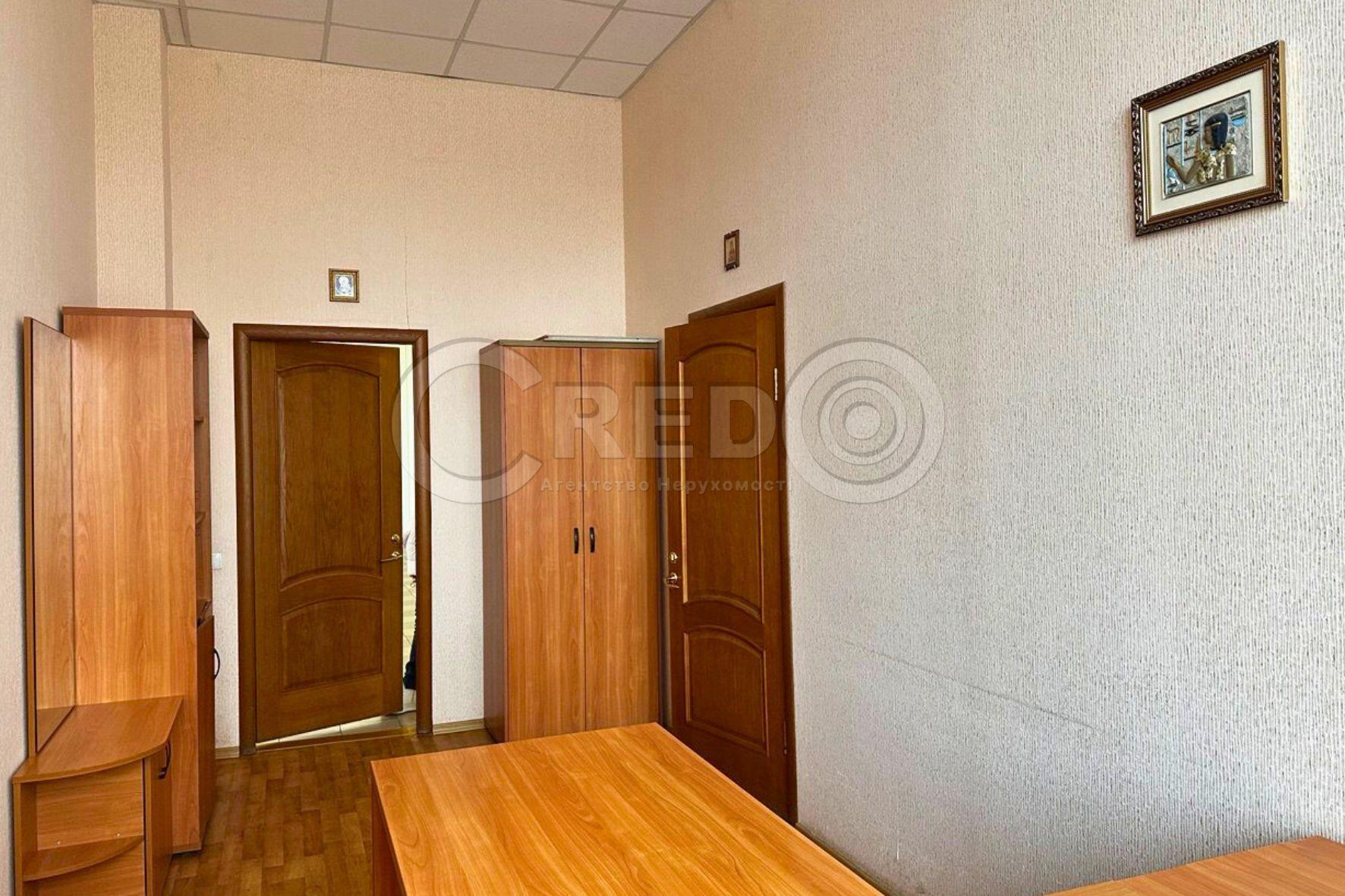 Аренда торгового помещения 210 м², Ивана Авраменко ул.