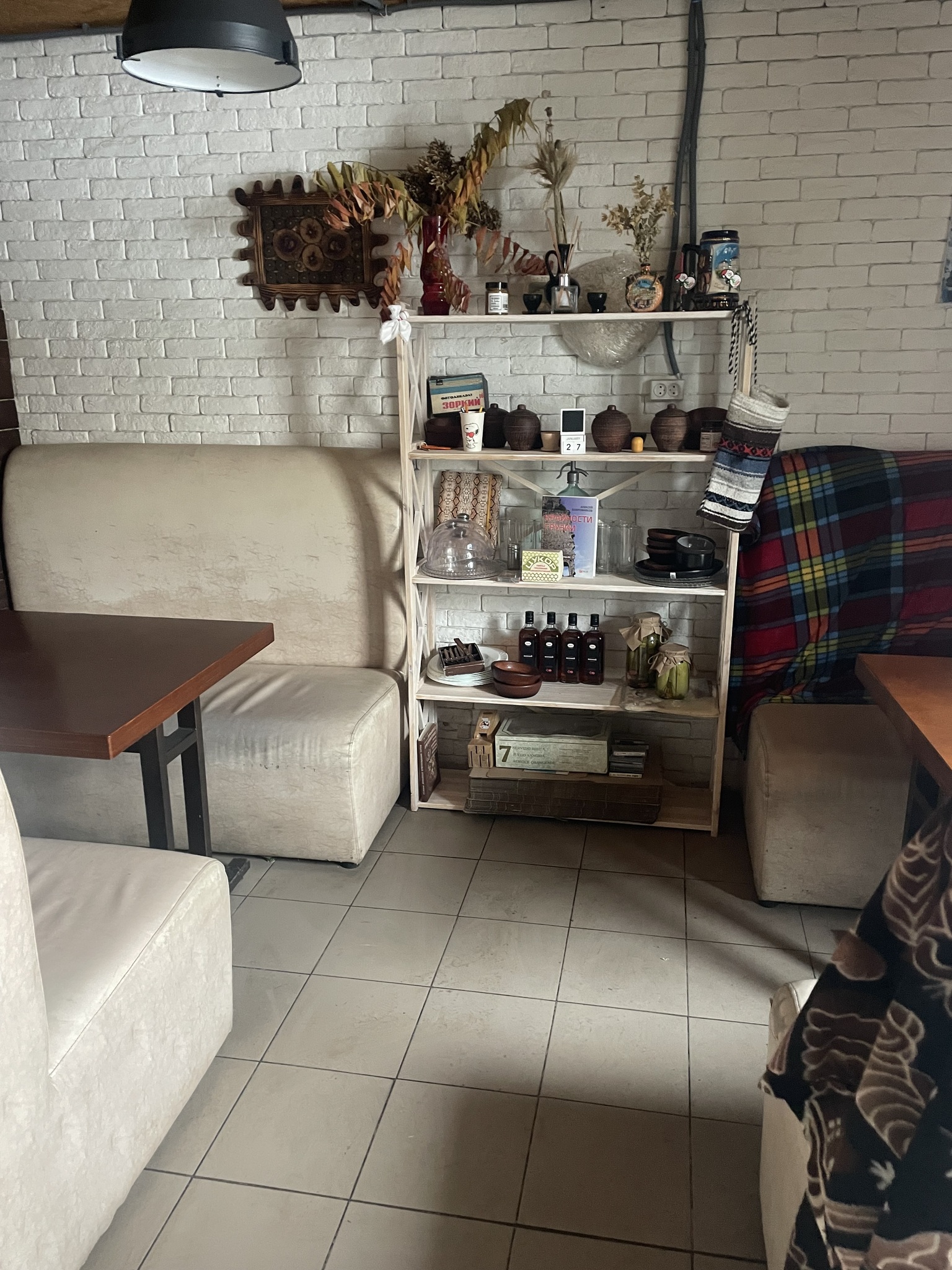 Аренда помещения свободного назначения 36 м², Ларисы Руденко ул., 6А