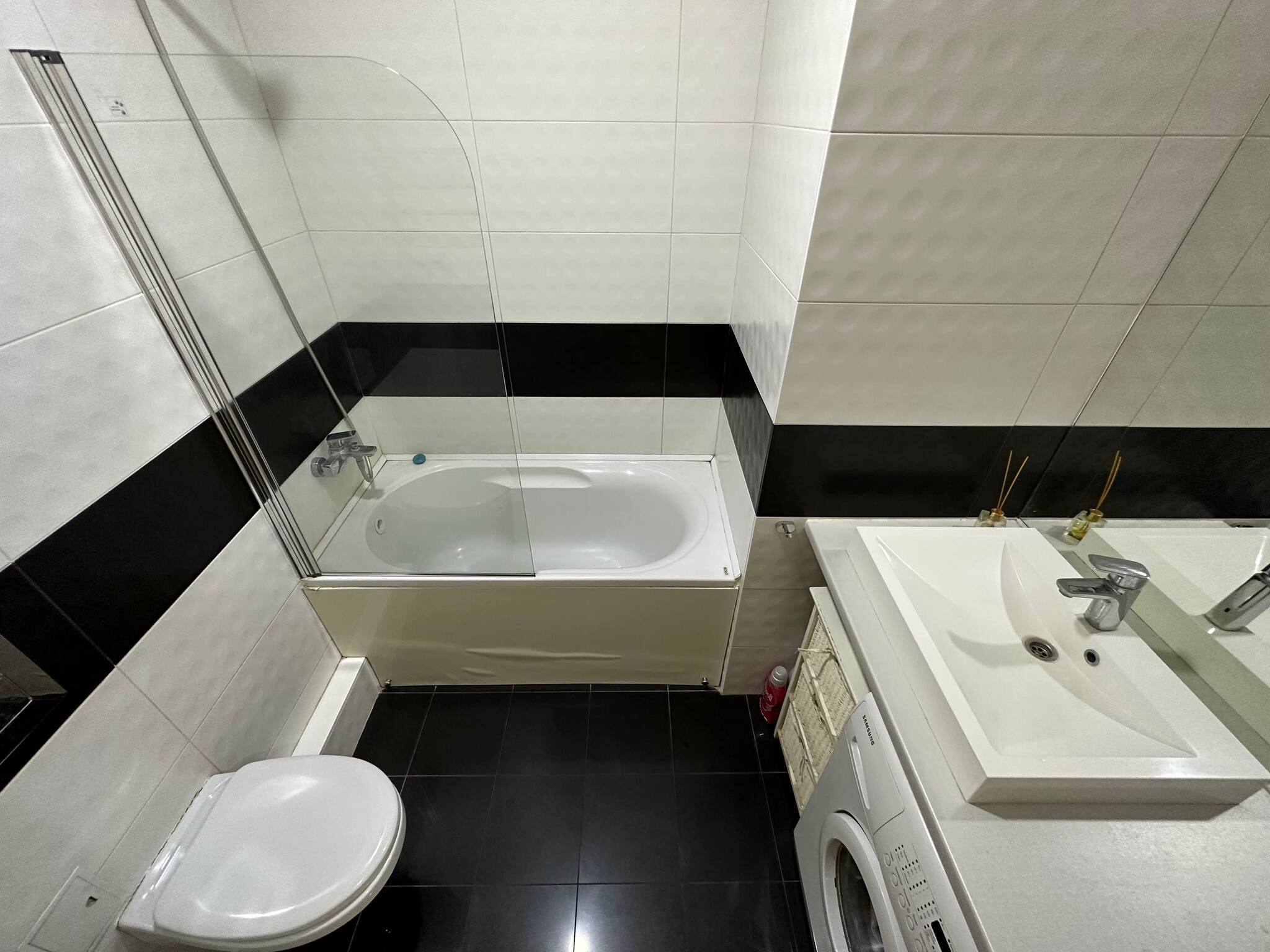 Аренда 2-комнатной квартиры 48 м², Князя Владимира Великого ул.