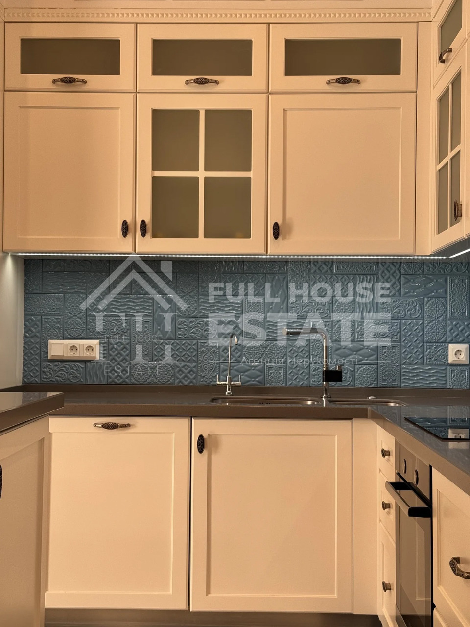 Оренда 3-кімнатної квартири 123 м², Василя Тютюнника вул., 37/1