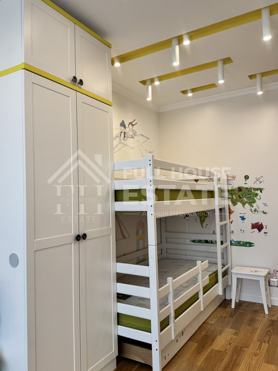 Оренда 3-кімнатної квартири 123 м², Василя Тютюнника вул., 37/1