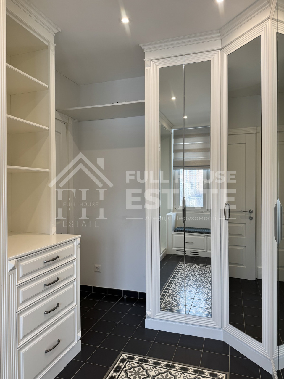 Оренда 3-кімнатної квартири 123 м², Василя Тютюнника вул., 37/1