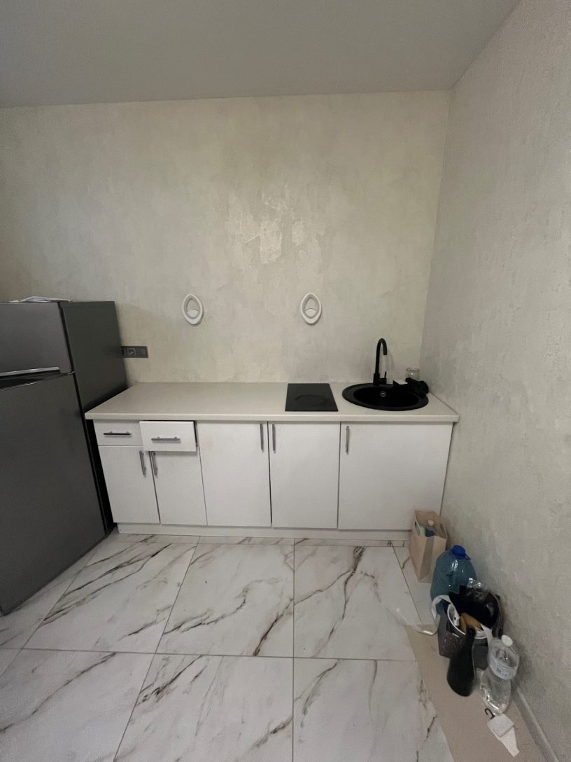 Продаж комерції 36 м², Надії пров.