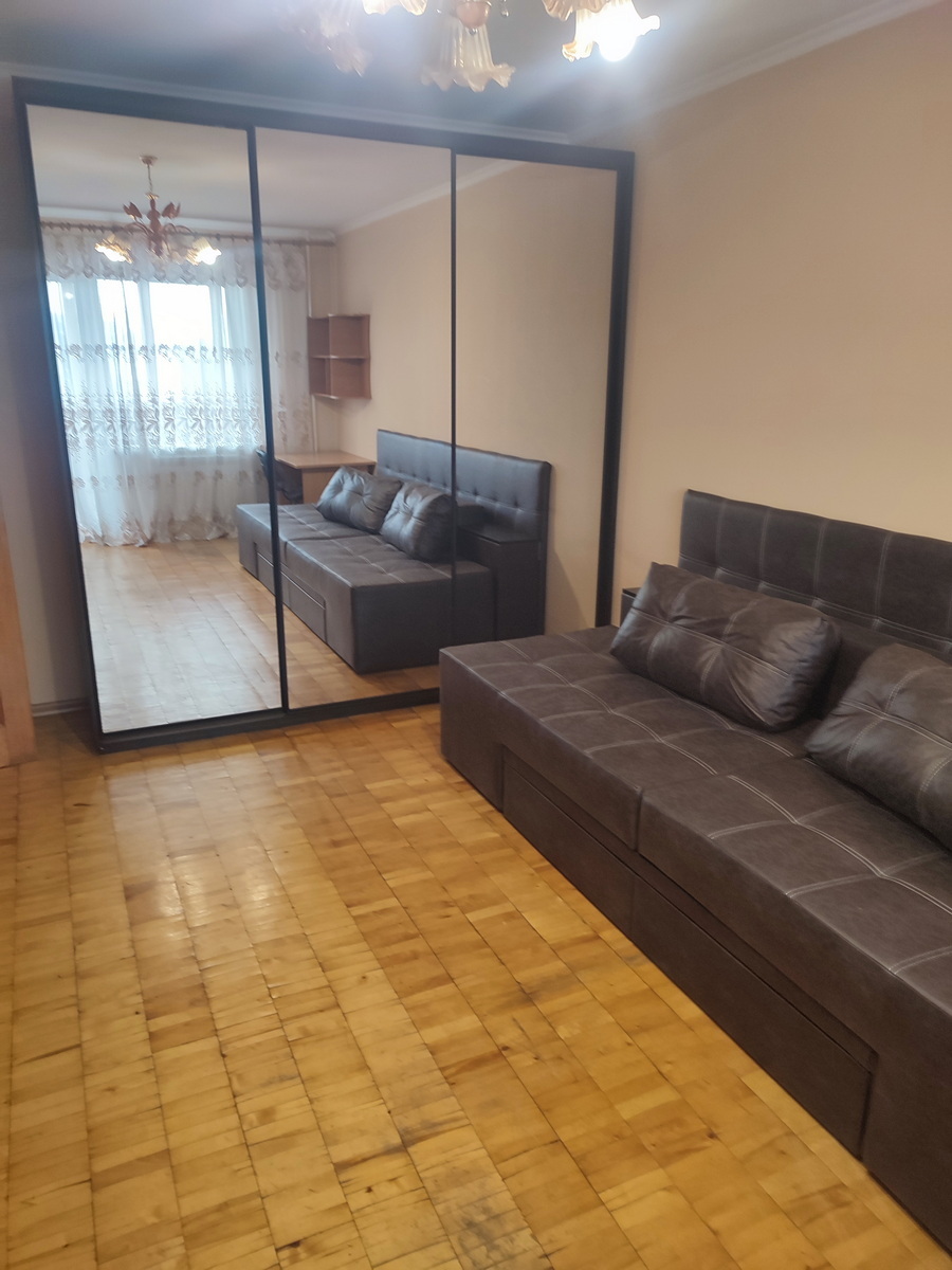 Оренда 1-кімнатної квартири 35.1 м², Миропільська вул., 21