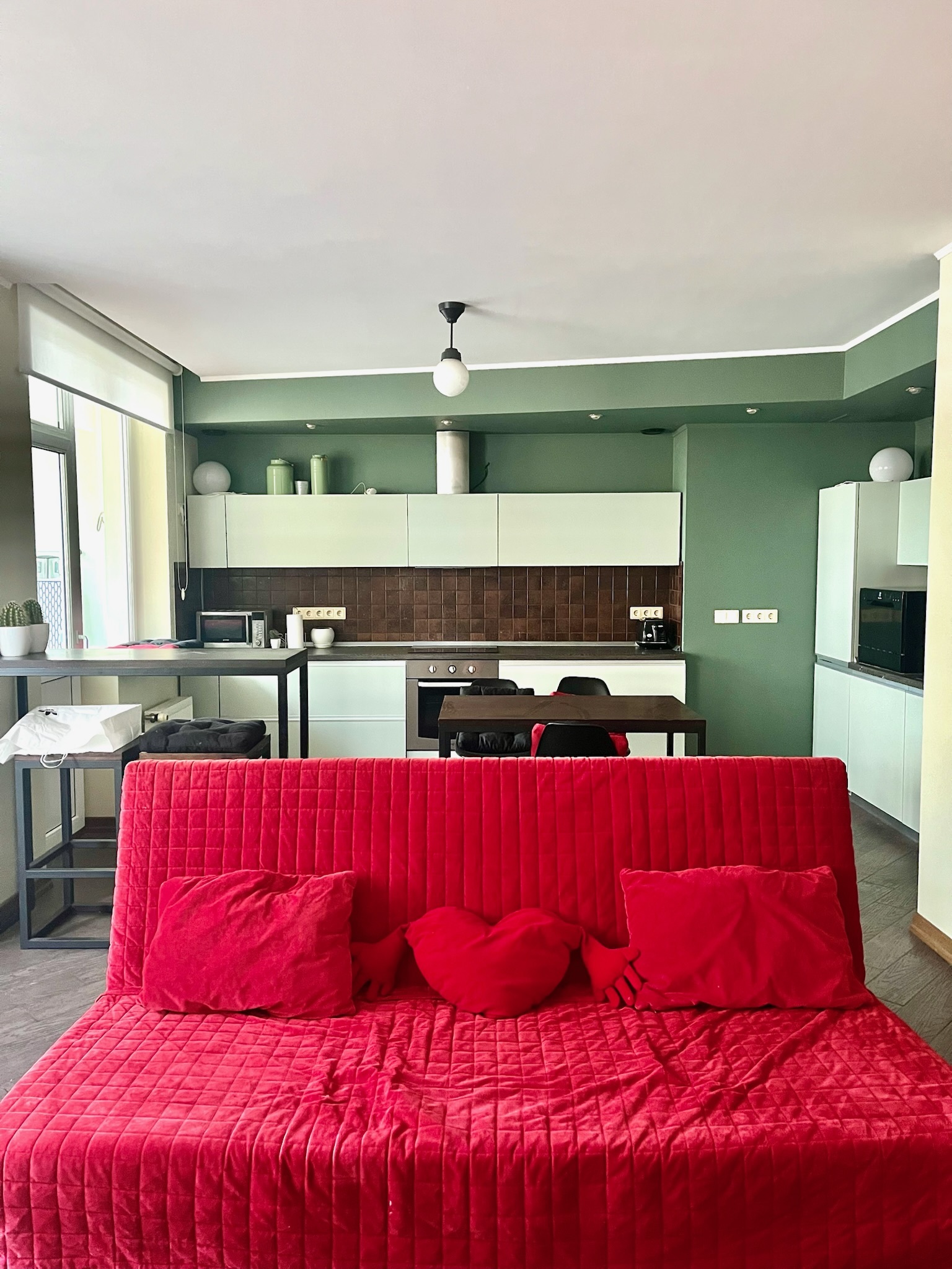 Оренда 3-кімнатної квартири 108.5 м², Раїси Окіпної вул., 10А