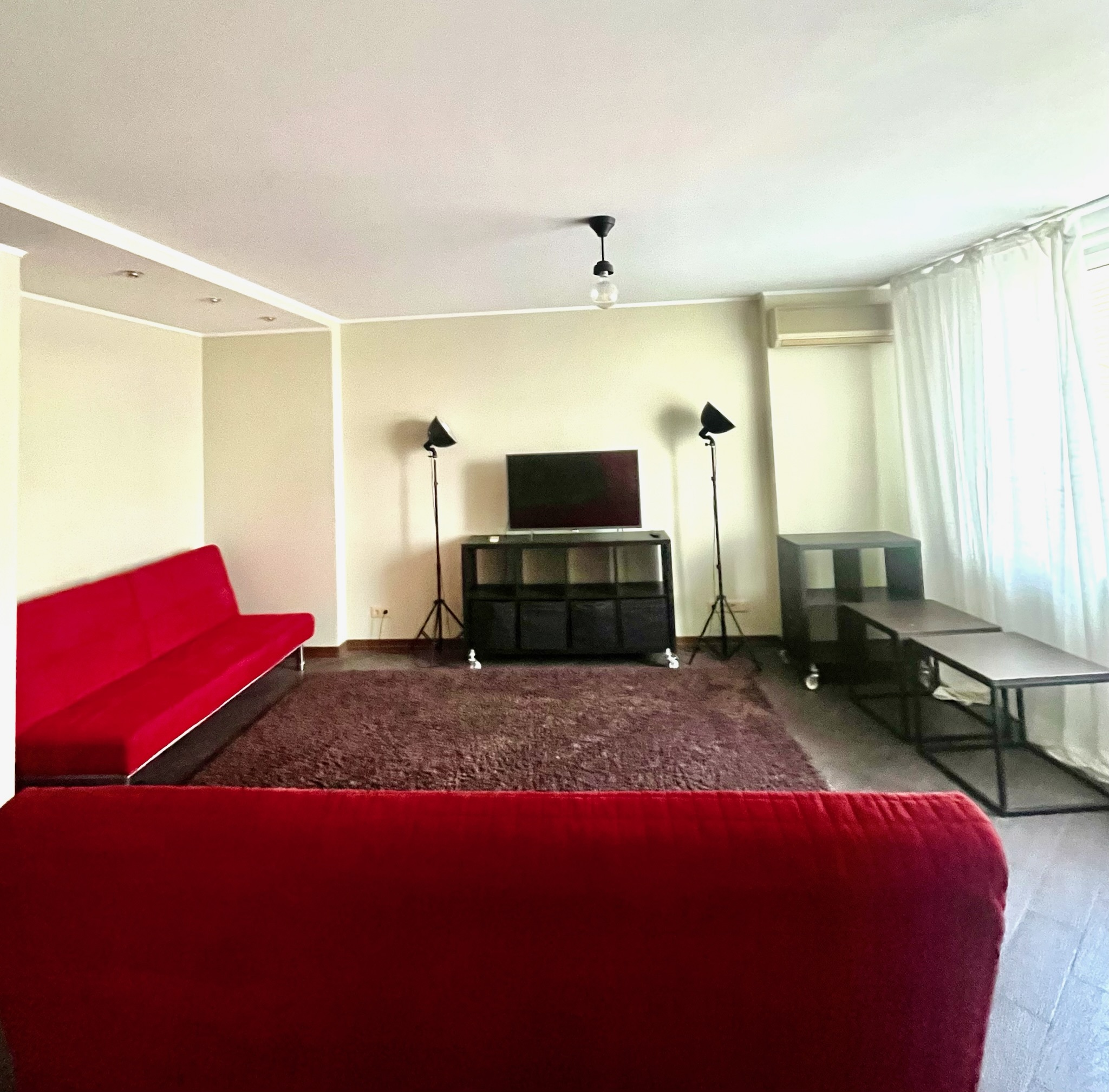 Оренда 3-кімнатної квартири 108.5 м², Раїси Окіпної вул., 10А