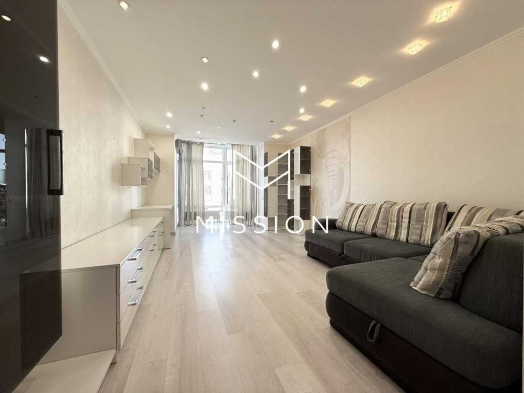 Продажа 3-комнатной квартиры 102 м², Михаила Донца ул., Ломоносова, 54А