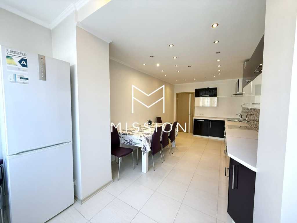 Продажа 3-комнатной квартиры 102 м², Михаила Донца ул., Ломоносова, 54А