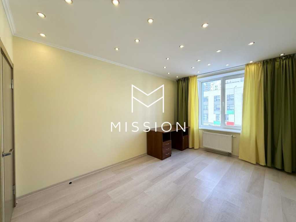 Продажа 3-комнатной квартиры 102 м², Михаила Донца ул., Ломоносова, 54А