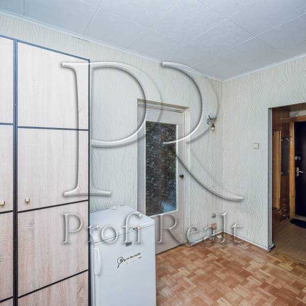 Продаж 3-кімнатної квартири 82 м², Підлісна вул., 2