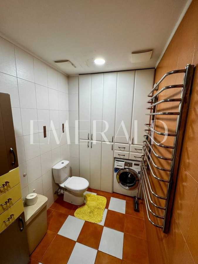 Оренда 3-кімнатної квартири 145 м², Анни Ахматової вул., 13