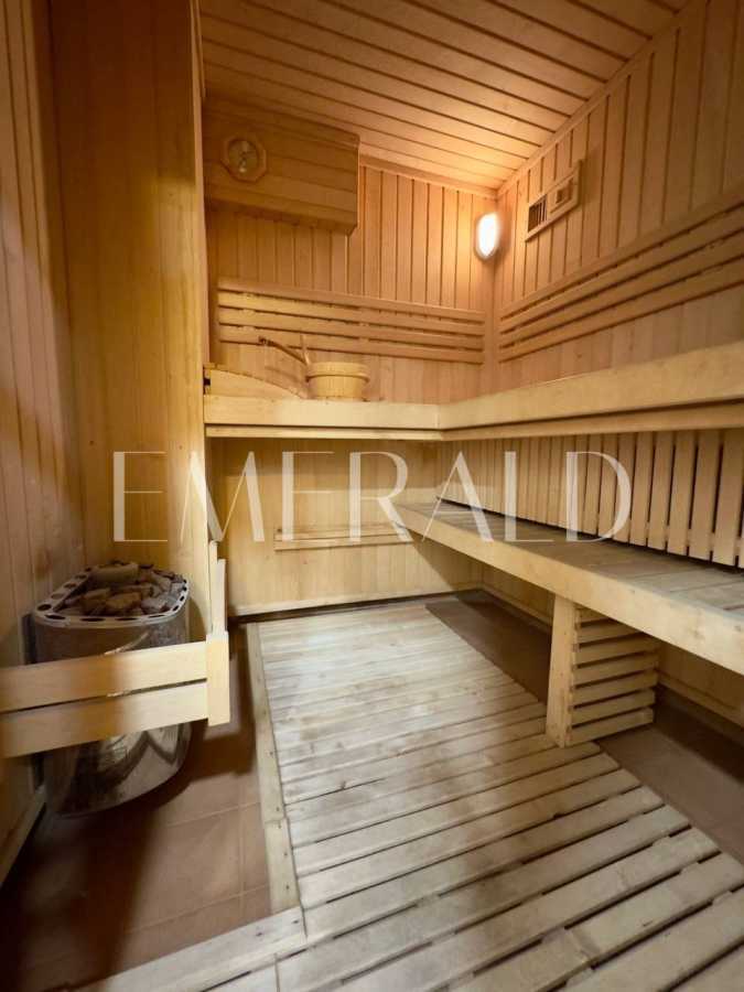 Оренда 3-кімнатної квартири 145 м², Анни Ахматової вул., 13