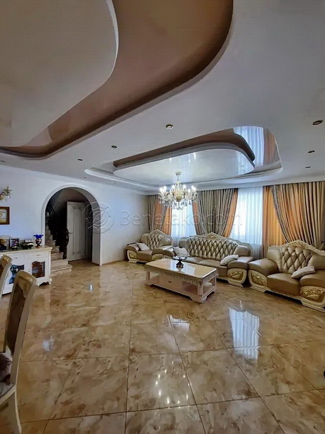 Оренда будинку 275 м², Пригород, Совиньон 2