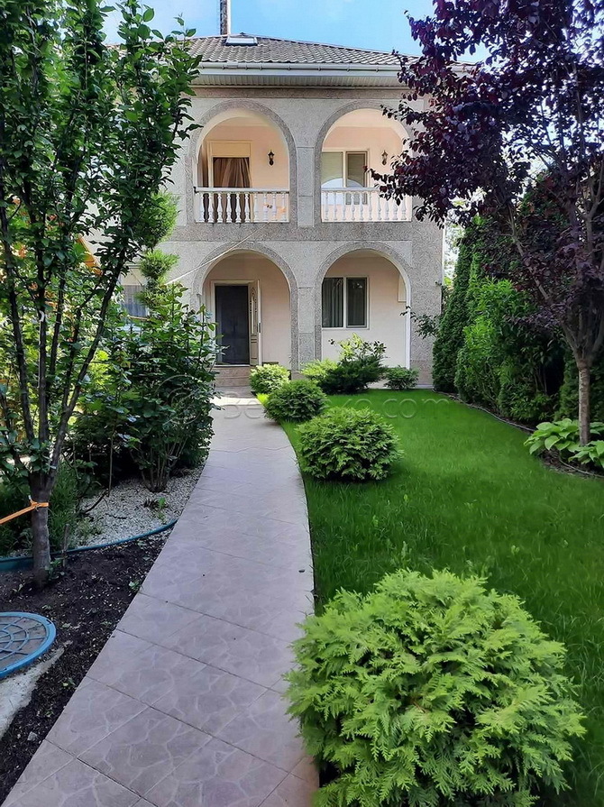 Оренда будинку 275 м², Пригород, Совиньон 2