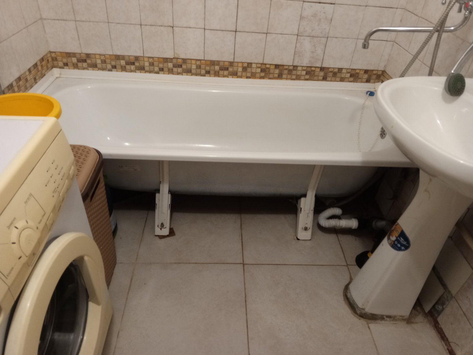 Оренда 2-кімнатної квартири 52 м², Квітневий пров., 1В