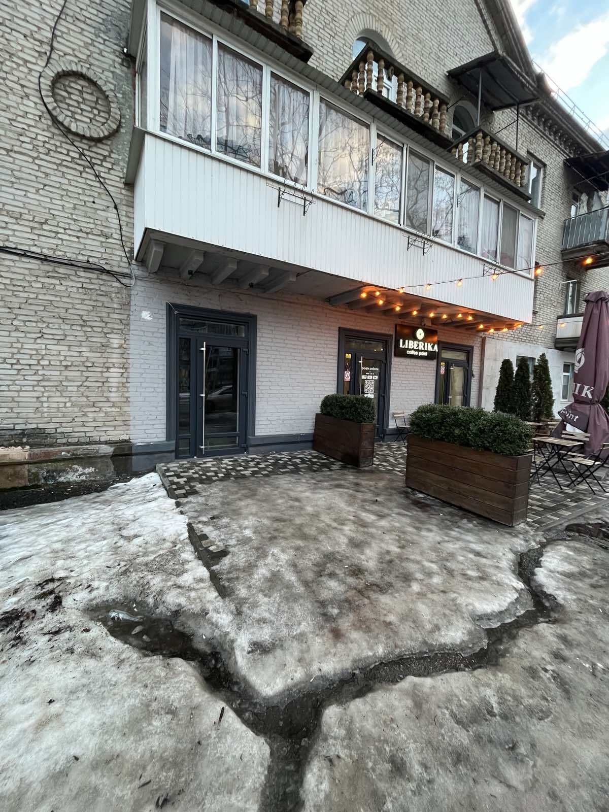 Аренда помещения свободного назначения 37 м², Дарницкий бул., Севастопільська 12/22