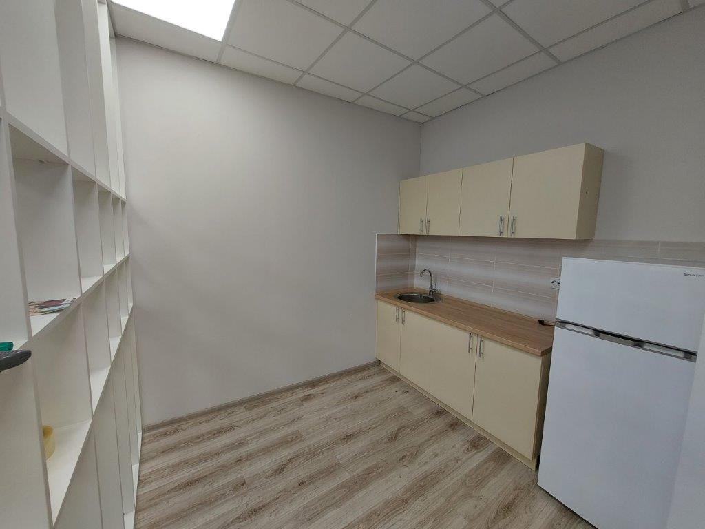 Оренда офісу 93 м², Костянтинівська вул., 75