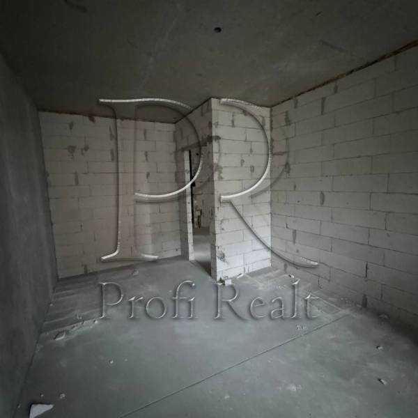 Продаж 2-кімнатної квартири 68 м², Причальна вул., 8