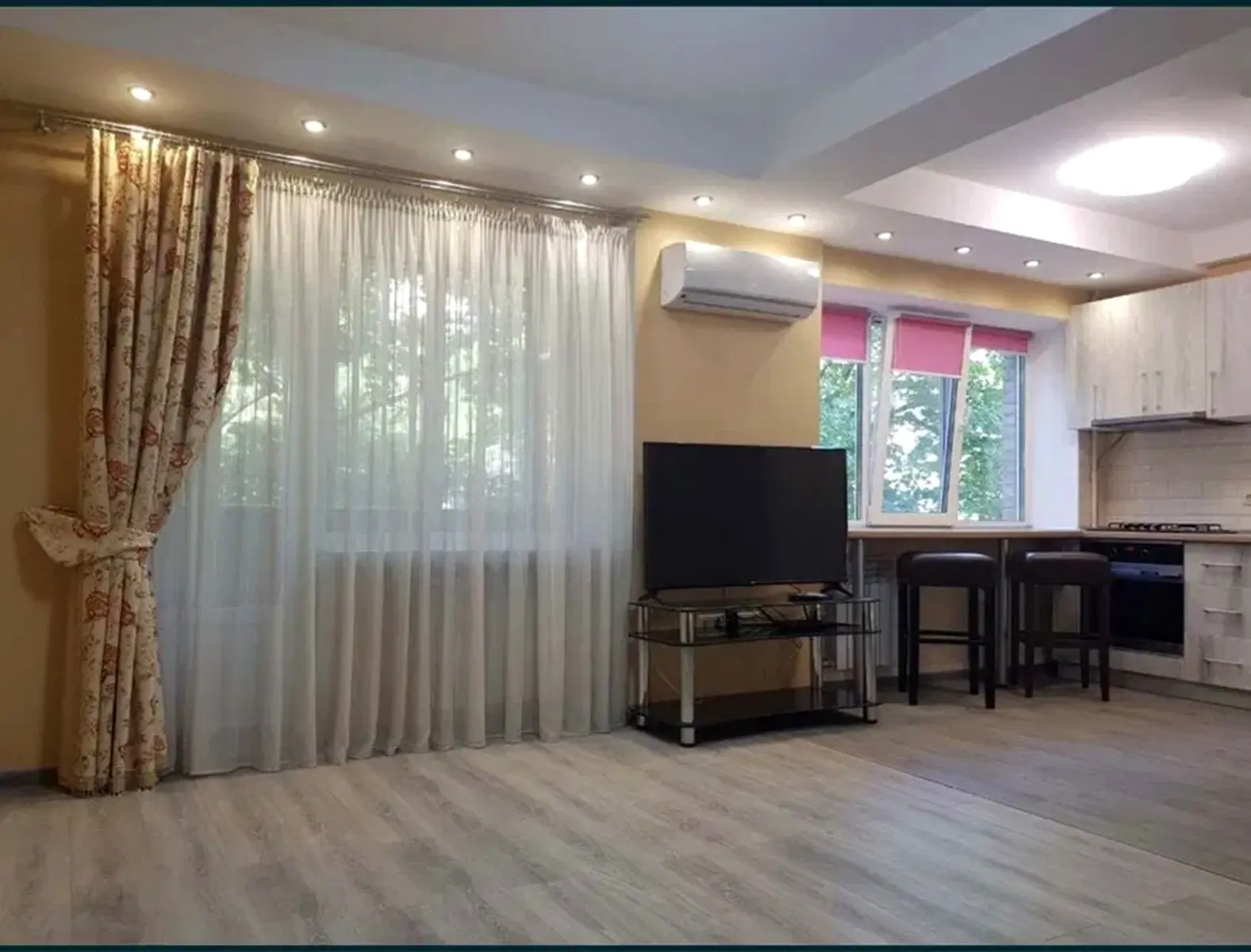 Продажа 1-комнатной квартиры 32 м², Михаила Бойчука ул., 34