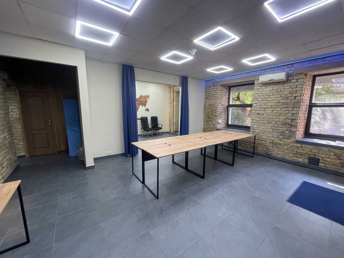 Оренда офісу 110 м², Саксаганського вул., 43