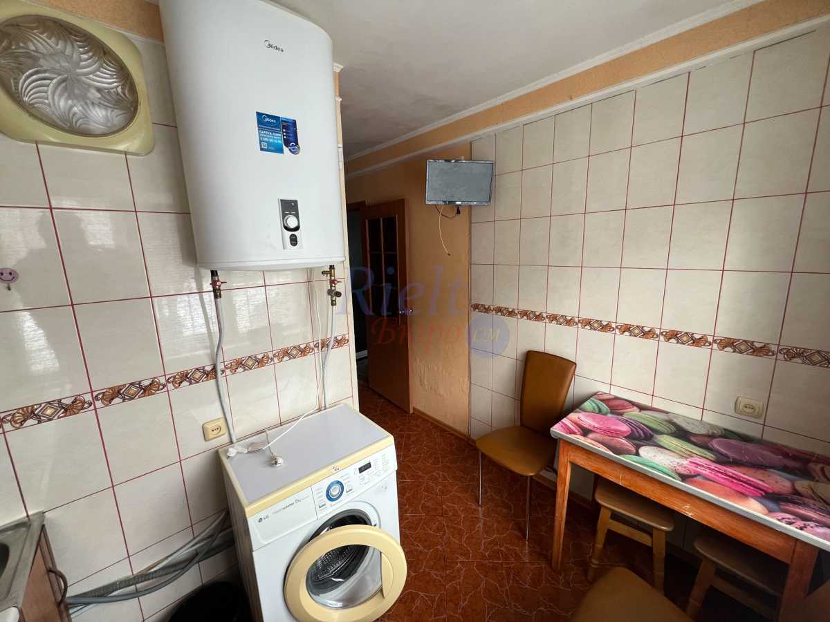 Продажа 2-комнатной квартиры 43 м², Стеценко ул., 13