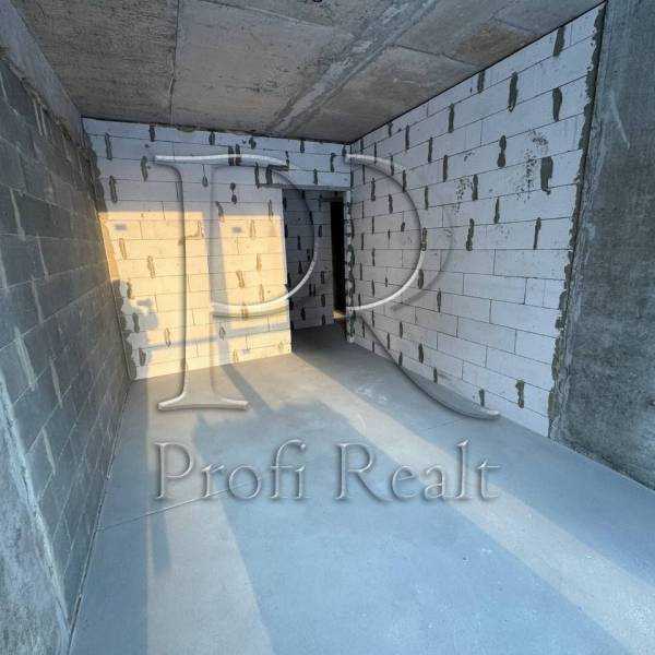 Продаж 2-кімнатної квартири 70 м², Причальна вул., 10