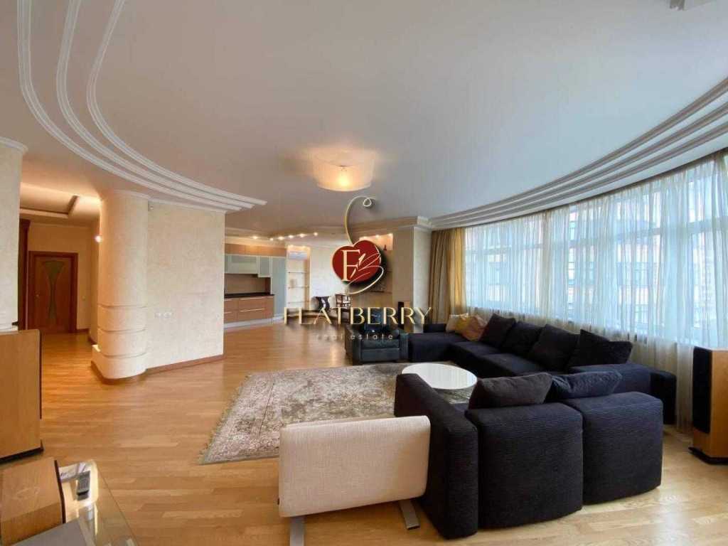 Продажа 4-комнатной квартиры 200 м², Старонаводницкая ул., 13А