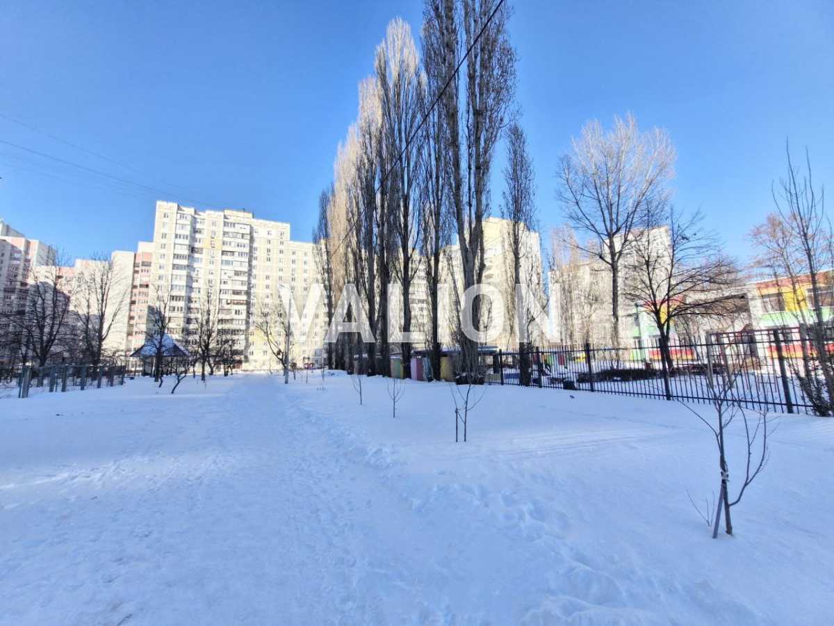 Продажа 2-комнатной квартиры 61 м², Ревуцкого ул., 7А