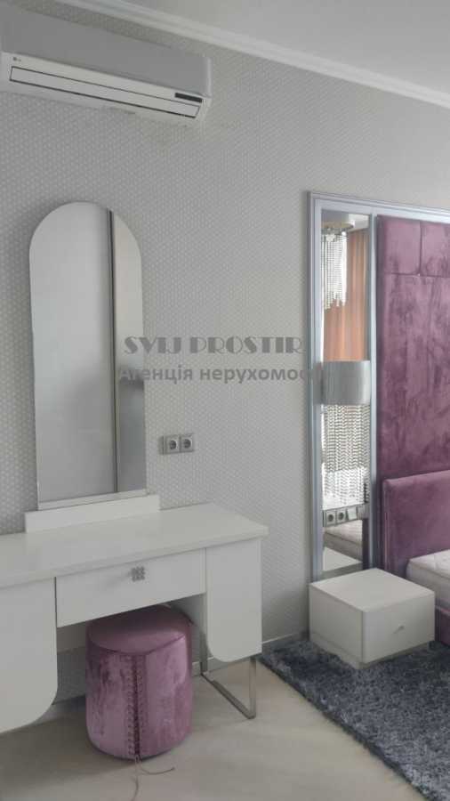 Оренда 3-кімнатної квартири 105 м², Героїв Сталінграда просп., 2Г