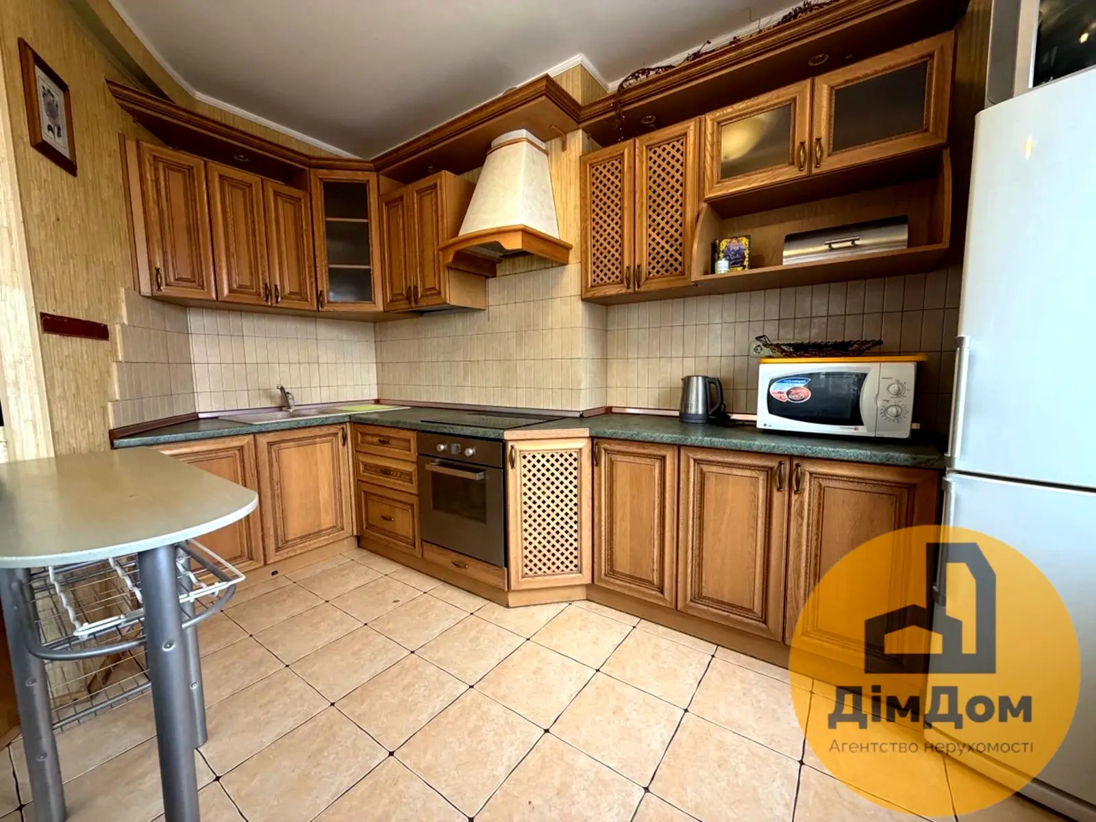 Оренда 2-кімнатної квартири 66 м², Анни Ахматової вул., 13Д