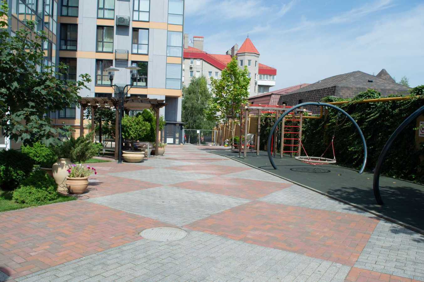 Продажа 1-комнатной квартиры 45 м², Василия Хитя ул., Вишиваного, 42-а