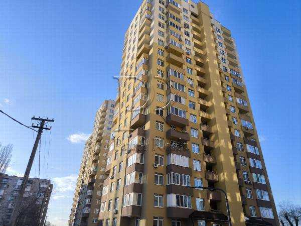 Продаж 1-кімнатної квартири 44 м², Привокзальна вул., 2/4