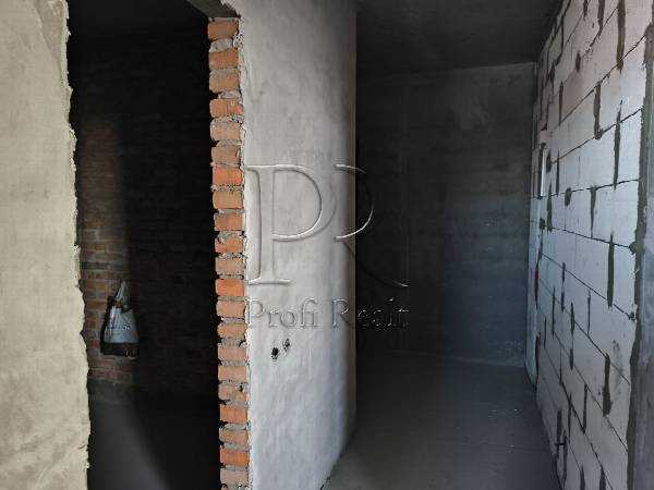 Продаж 1-кімнатної квартири 44 м², Привокзальна вул., 2/4