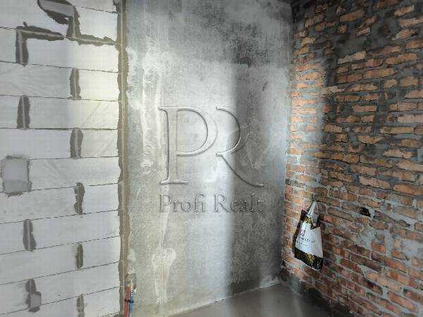 Продаж 1-кімнатної квартири 44 м², Привокзальна вул., 2/4