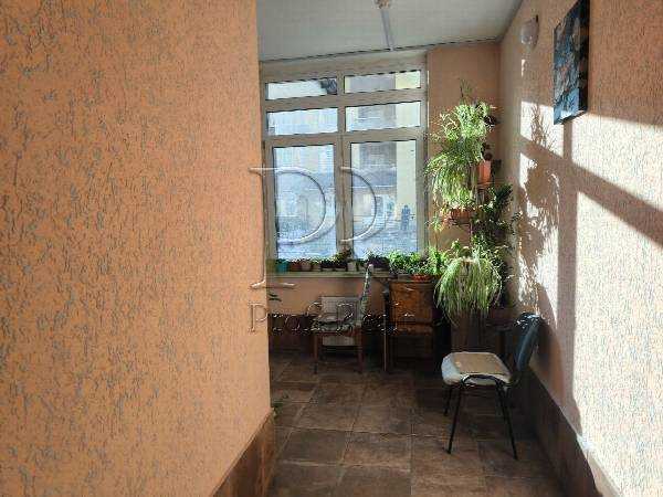 Продаж 1-кімнатної квартири 44 м², Привокзальна вул., 2/4