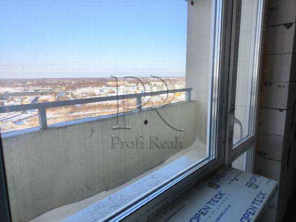 Продаж 1-кімнатної квартири 44 м², Привокзальна вул., 2/4