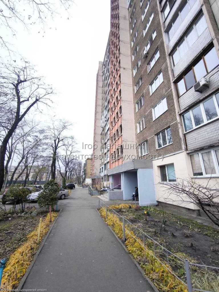Продажа 3-комнатной квартиры 72.1 м², Юрия Литвинского ул., 42/15