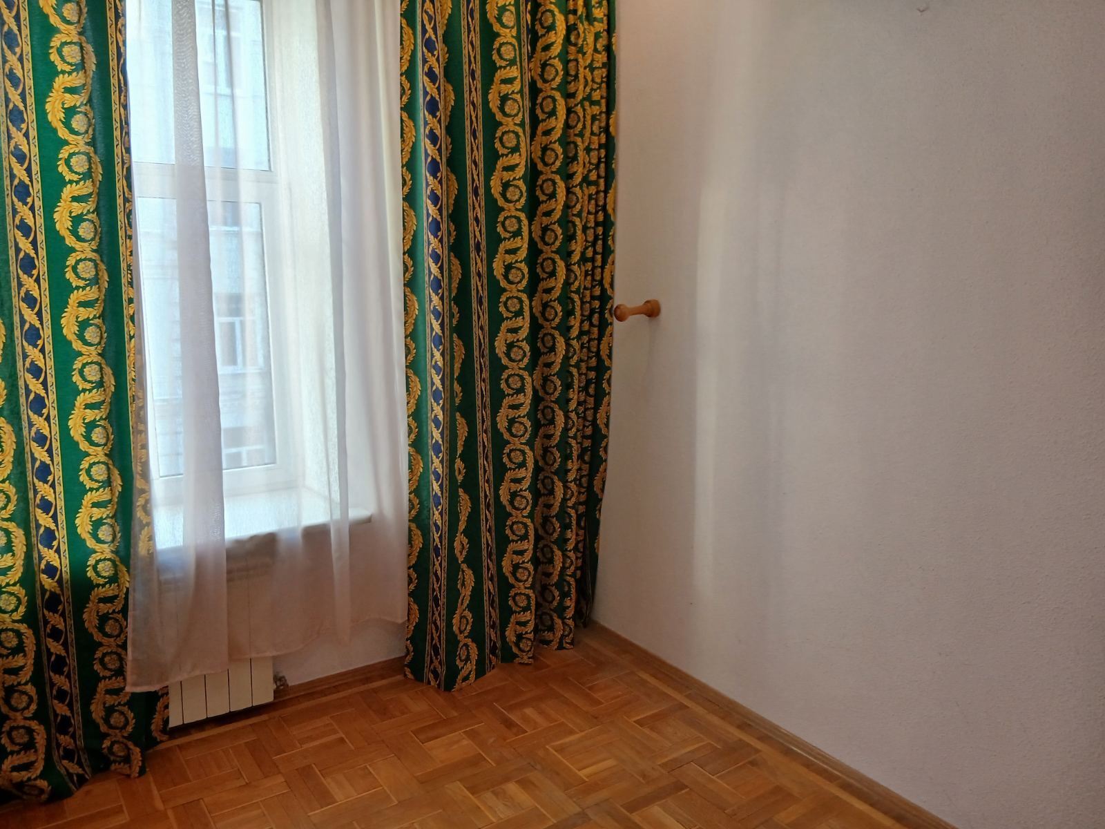 Продажа 3-комнатной квартиры 76 м², Олеся Гончара ул., 90/92