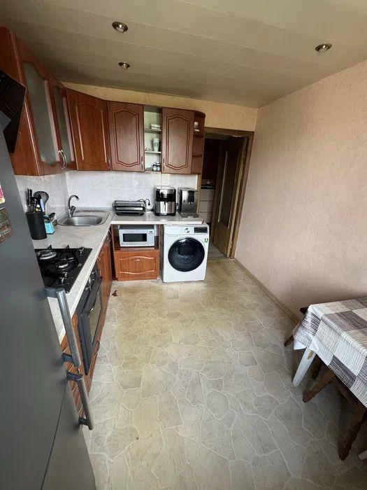 Продажа 3-комнатной квартиры 67 м², Рыбальский пер.