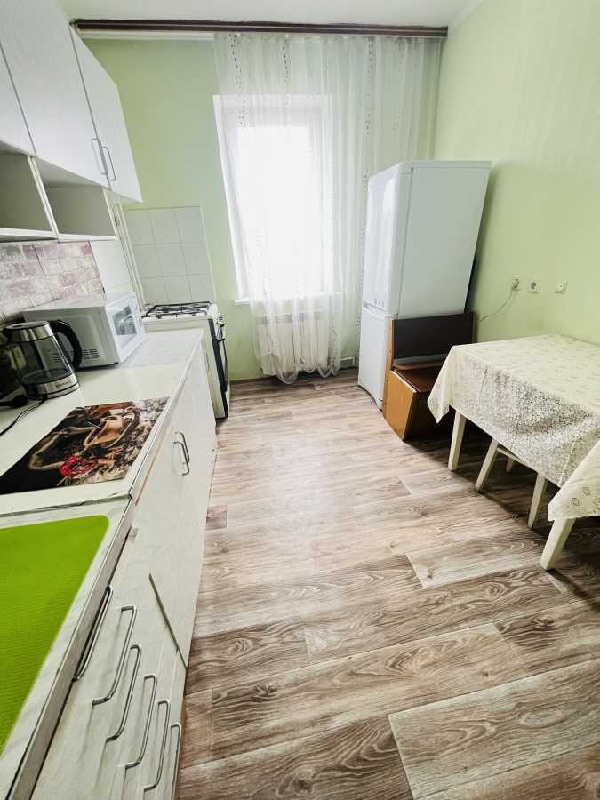 Оренда 1-кімнатної квартири 40 м², Олександра Попова вул., 5