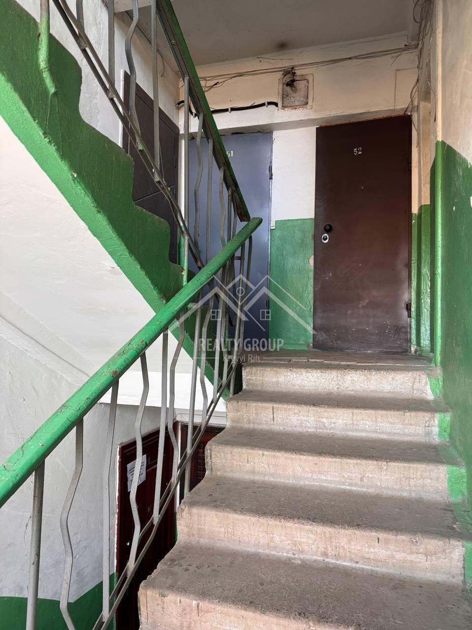 Продаж 1-кімнатної квартири 29.9 м², Володимира Великого вул.