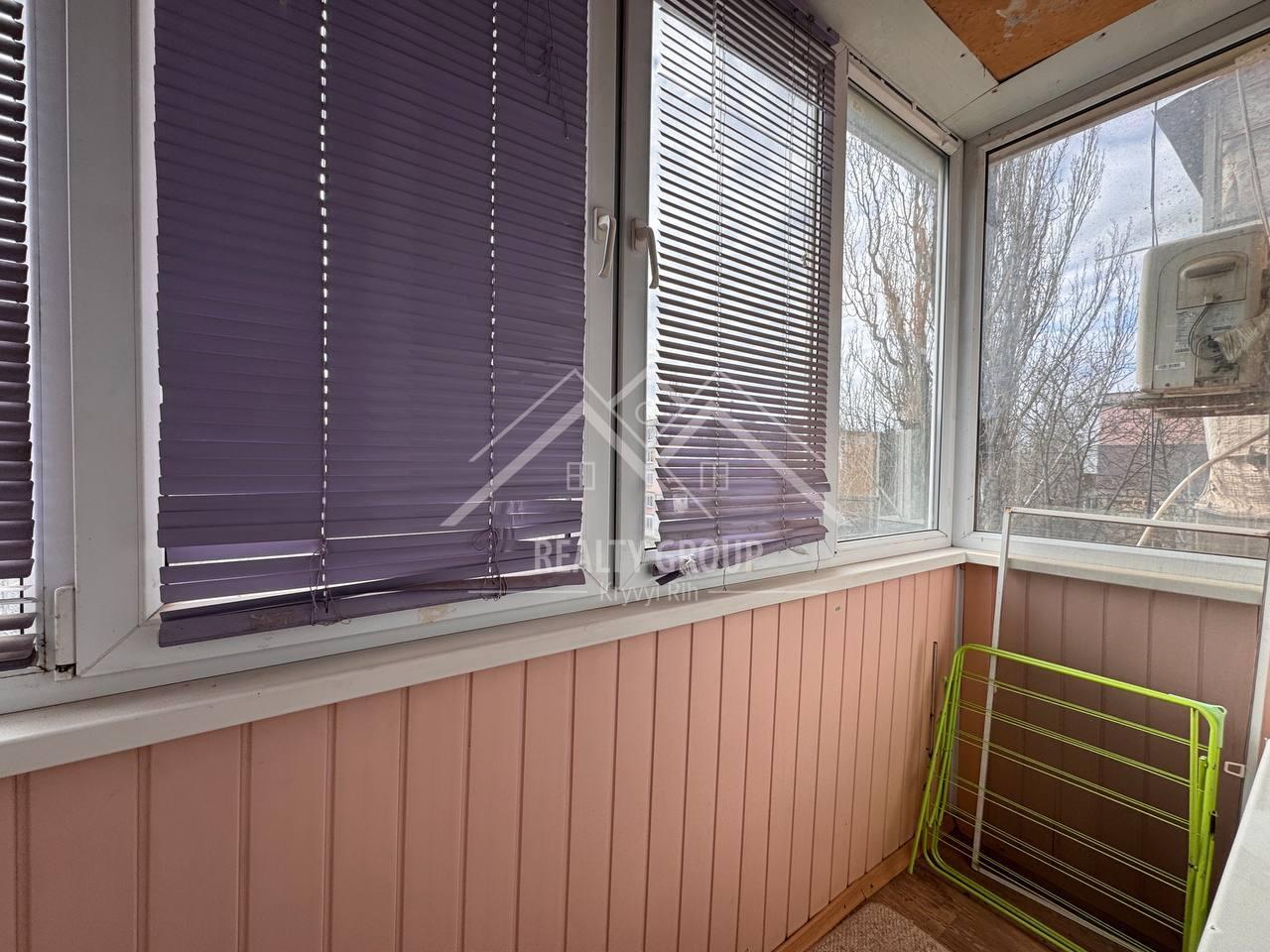 Продаж 1-кімнатної квартири 29.9 м², Володимира Великого вул.