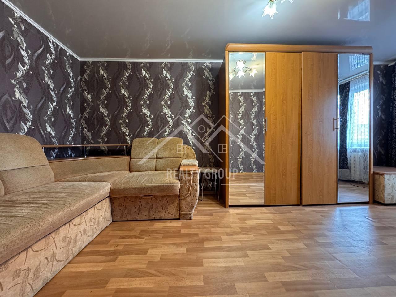 Продаж 1-кімнатної квартири 29.9 м², Володимира Великого вул.