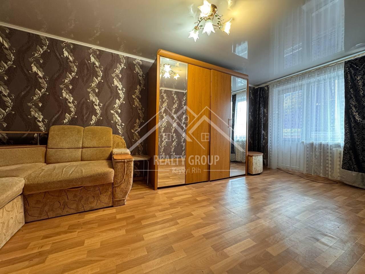 Продаж 1-кімнатної квартири 29.9 м², Володимира Великого вул.