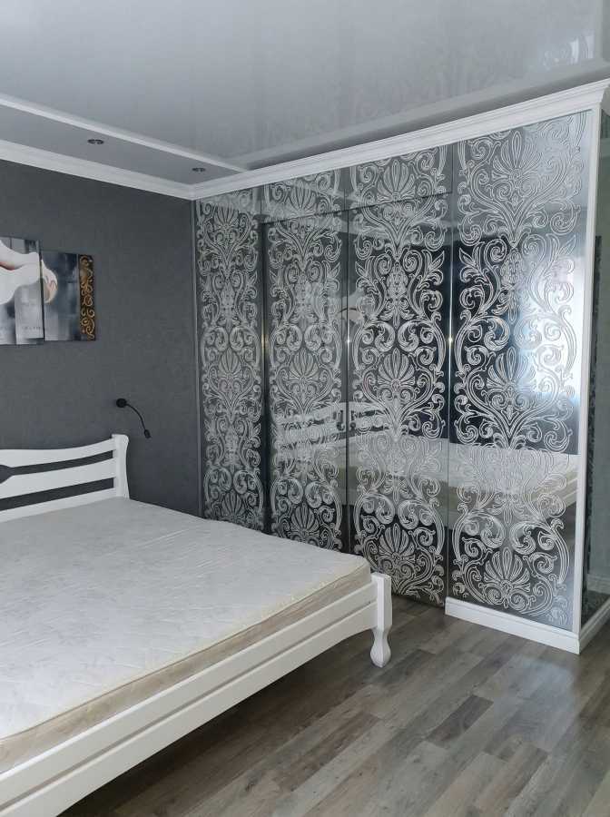 Продажа 4-комнатной квартиры 126 м², Александра Мишуги ул., 12