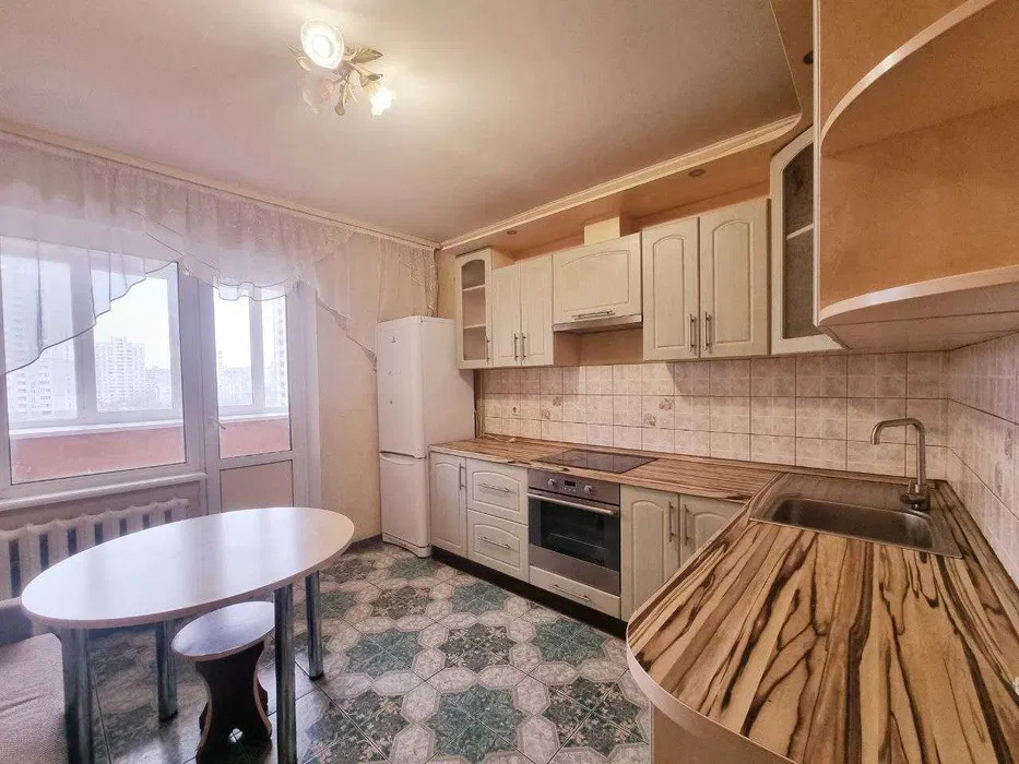 Оренда 2-кімнатної квартири 67 м², Лісківська вул., 28