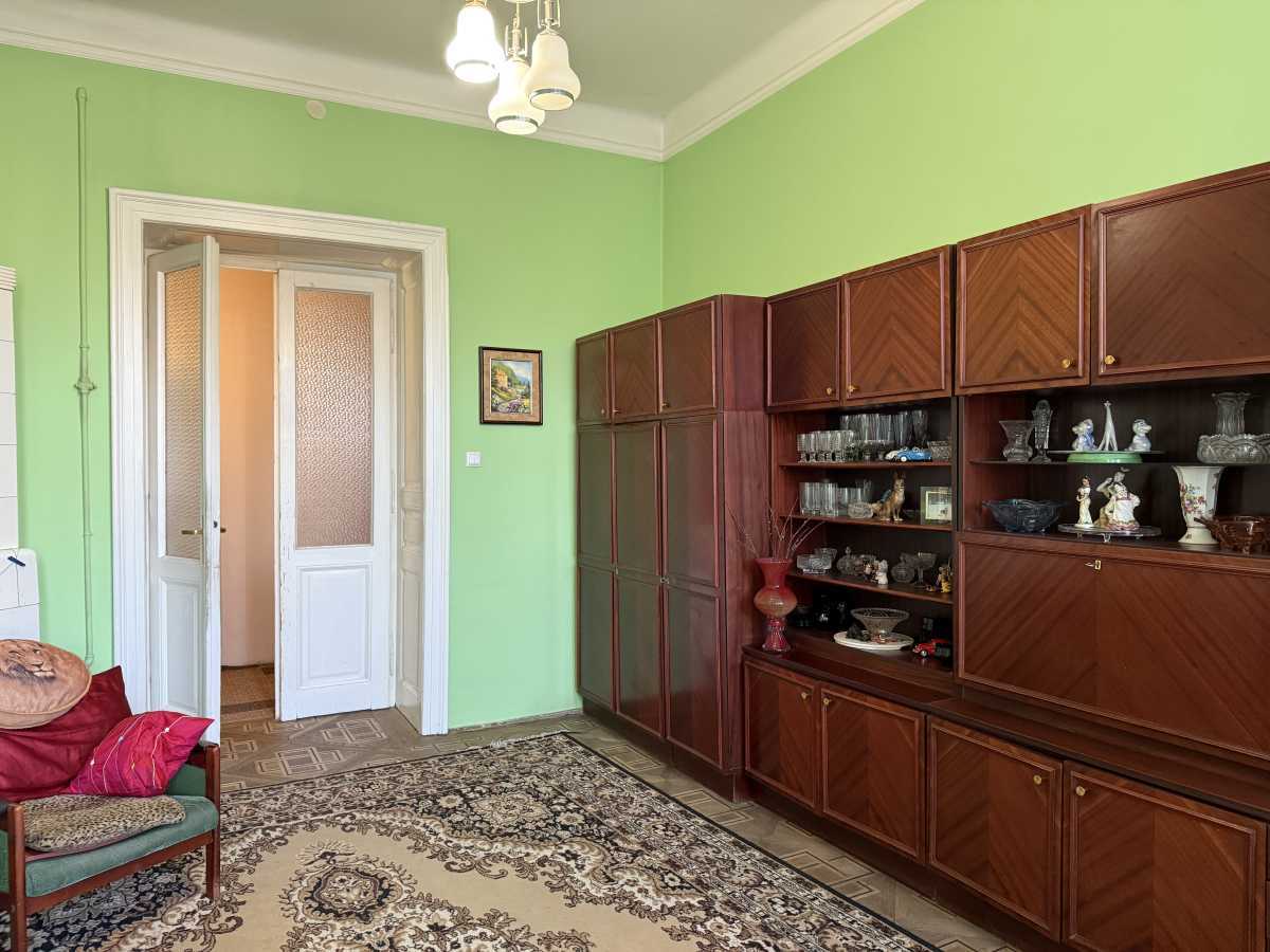 Продажа 4-комнатной квартиры 101.7 м², Костя Левицкого ул.