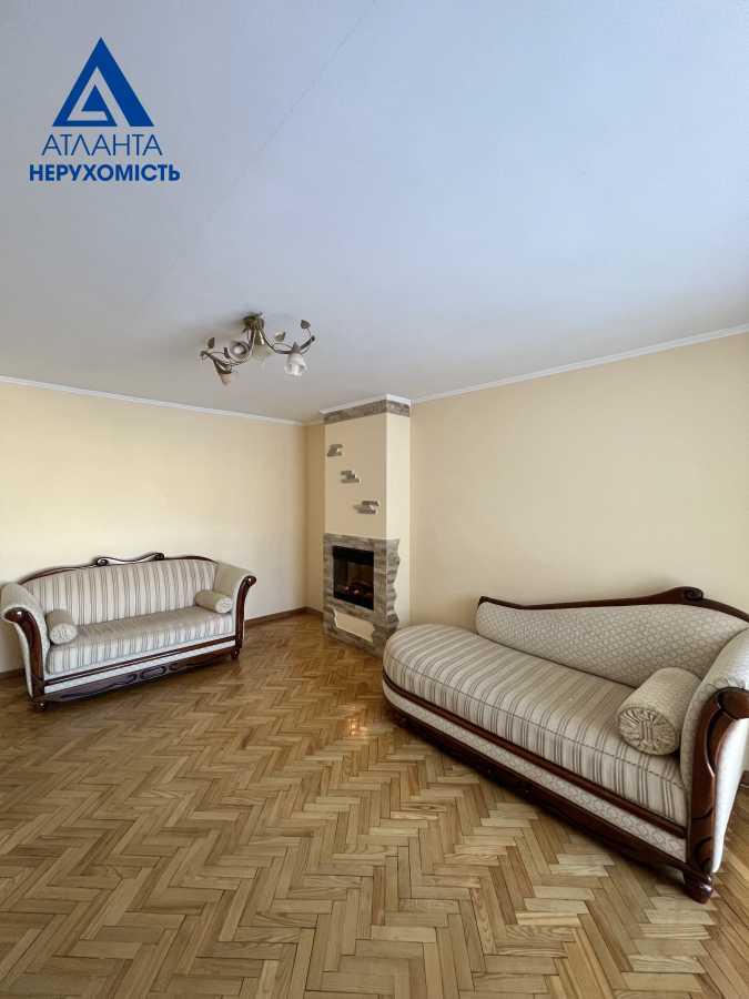 Продажа 4-комнатной квартиры 87 м², Елены Кульчицкой ул., Пчілки, 25